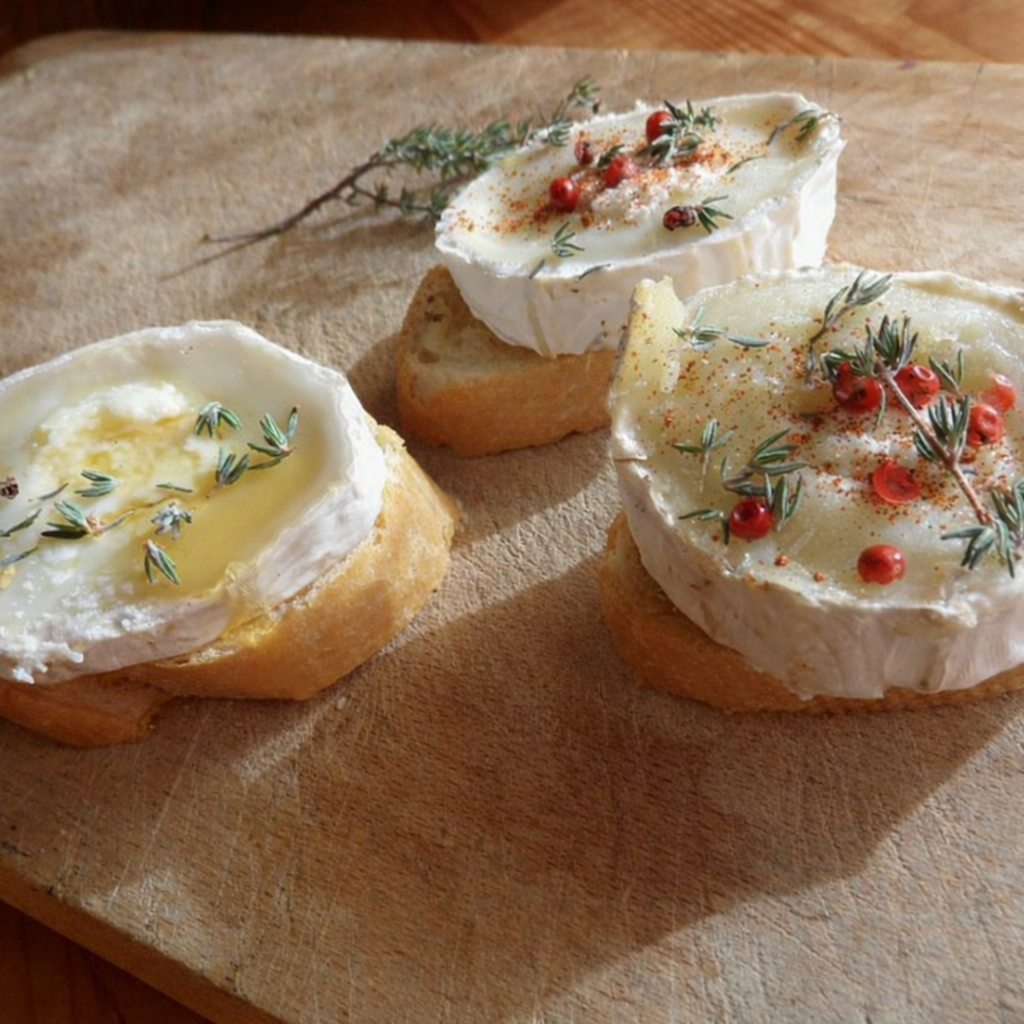 Illustration zum Thema Rohmilchkäse in der Schwangerschaft